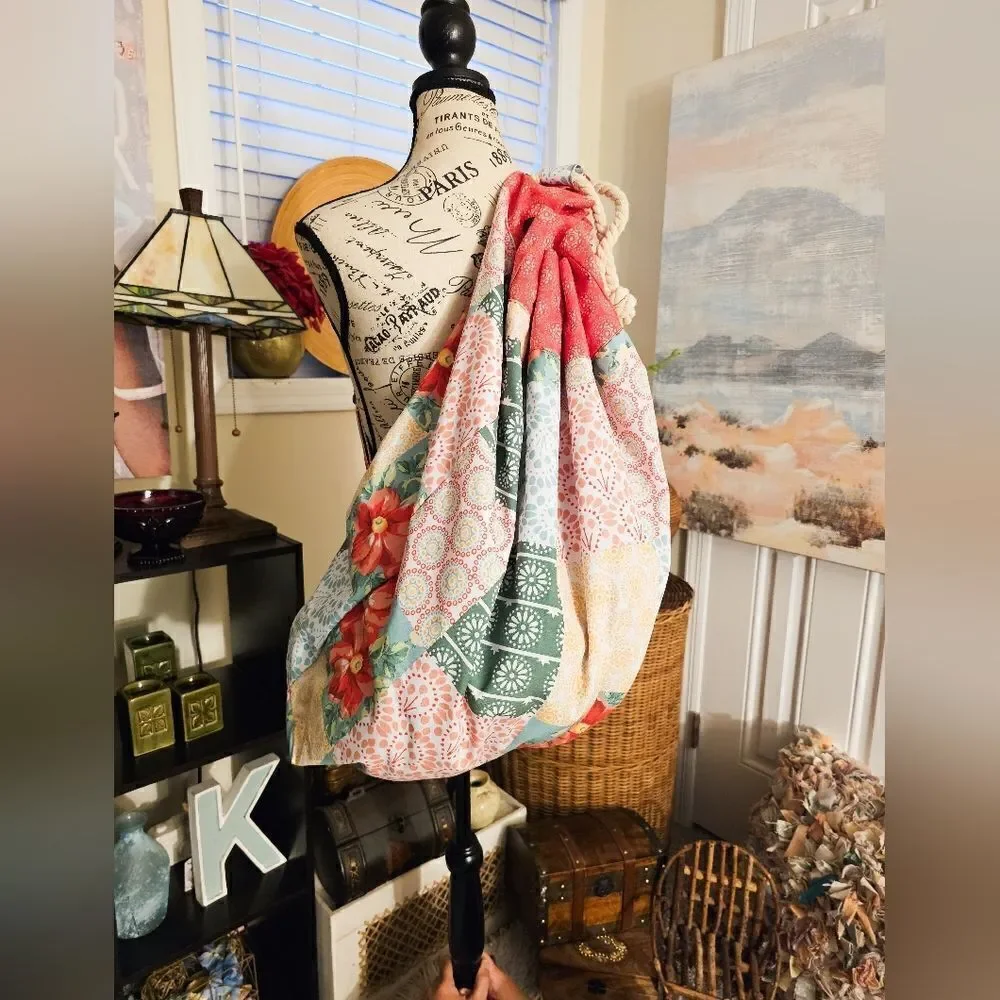 Pioneer Woman Lightweight Cottagecore Rope Closure Boho Bag
